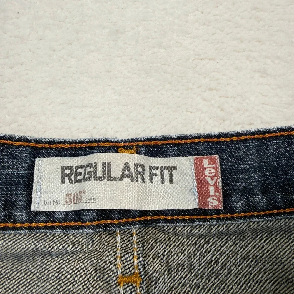 Levi's‎ 505 Regular Fit Jeans Mens 34x32 Blue Denim Straight Leg Grunge Y2K